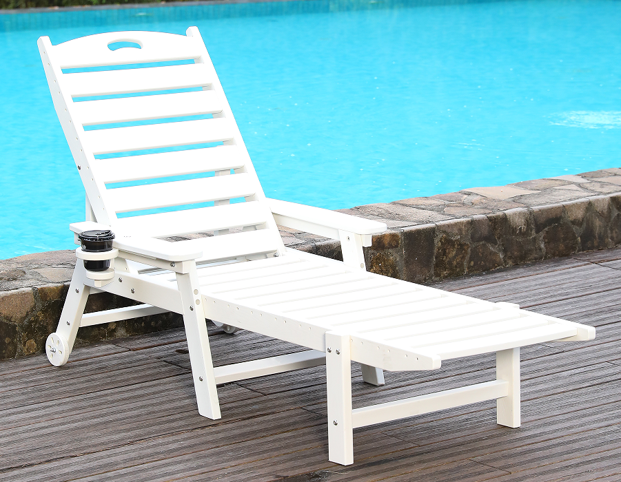 เก้าอี้เลานจ์ Solo Adirondack HDPE สีขาวสว่าง